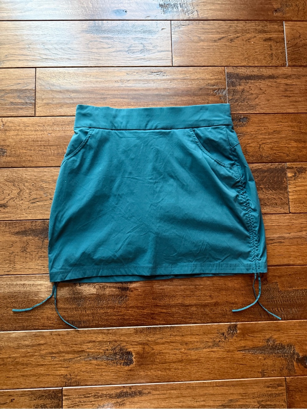 Columbia Teal Women's All Seasons Ruched Skort size M - Picture 7 of 7